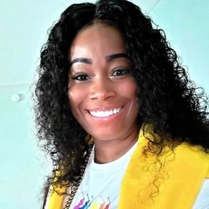 Meet your Posher, Stacey